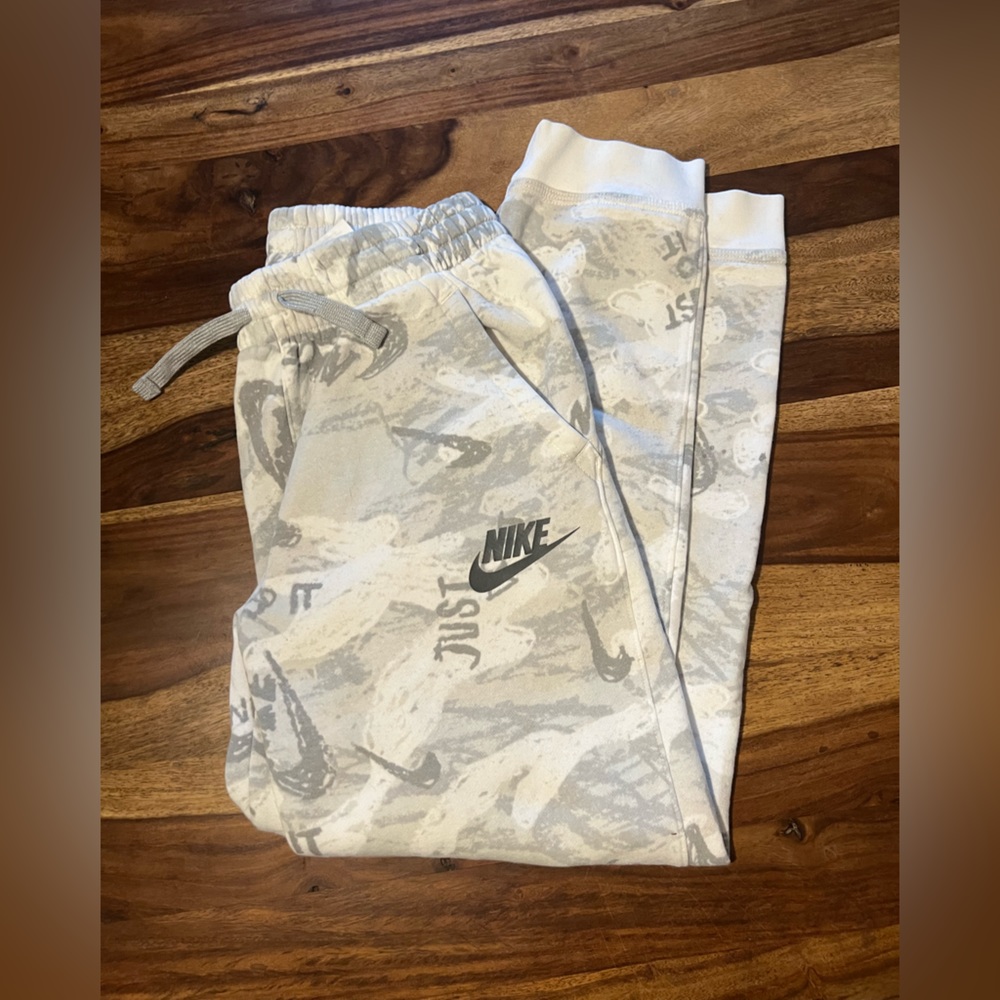 Nike Boys size large joggers